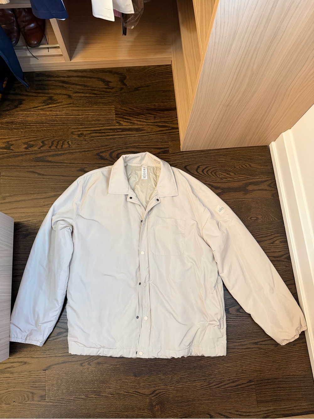 ALO Yoga Light Gray Lightweight Coach Jacket